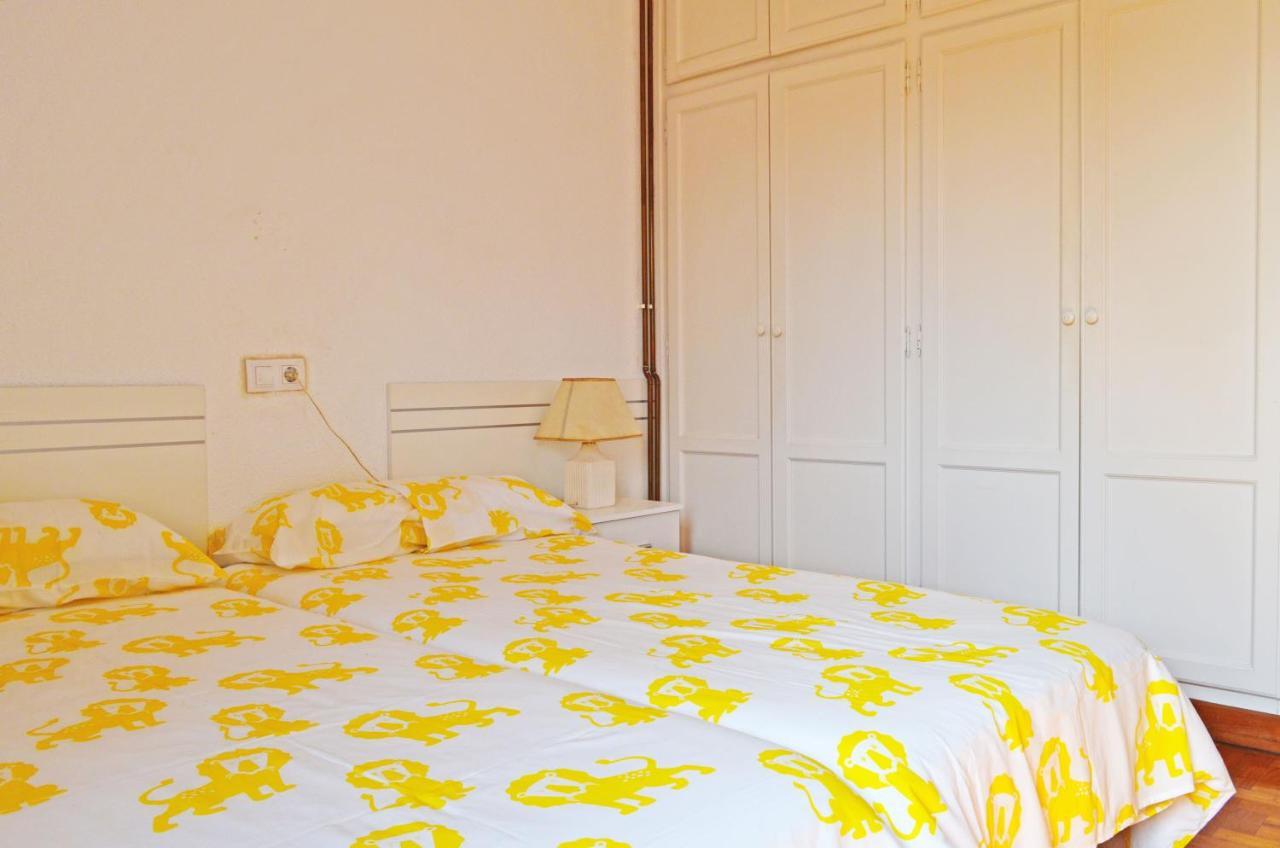 Apartamento El Corro: Con Parking En Pleno Centro De Comillas Exterior foto